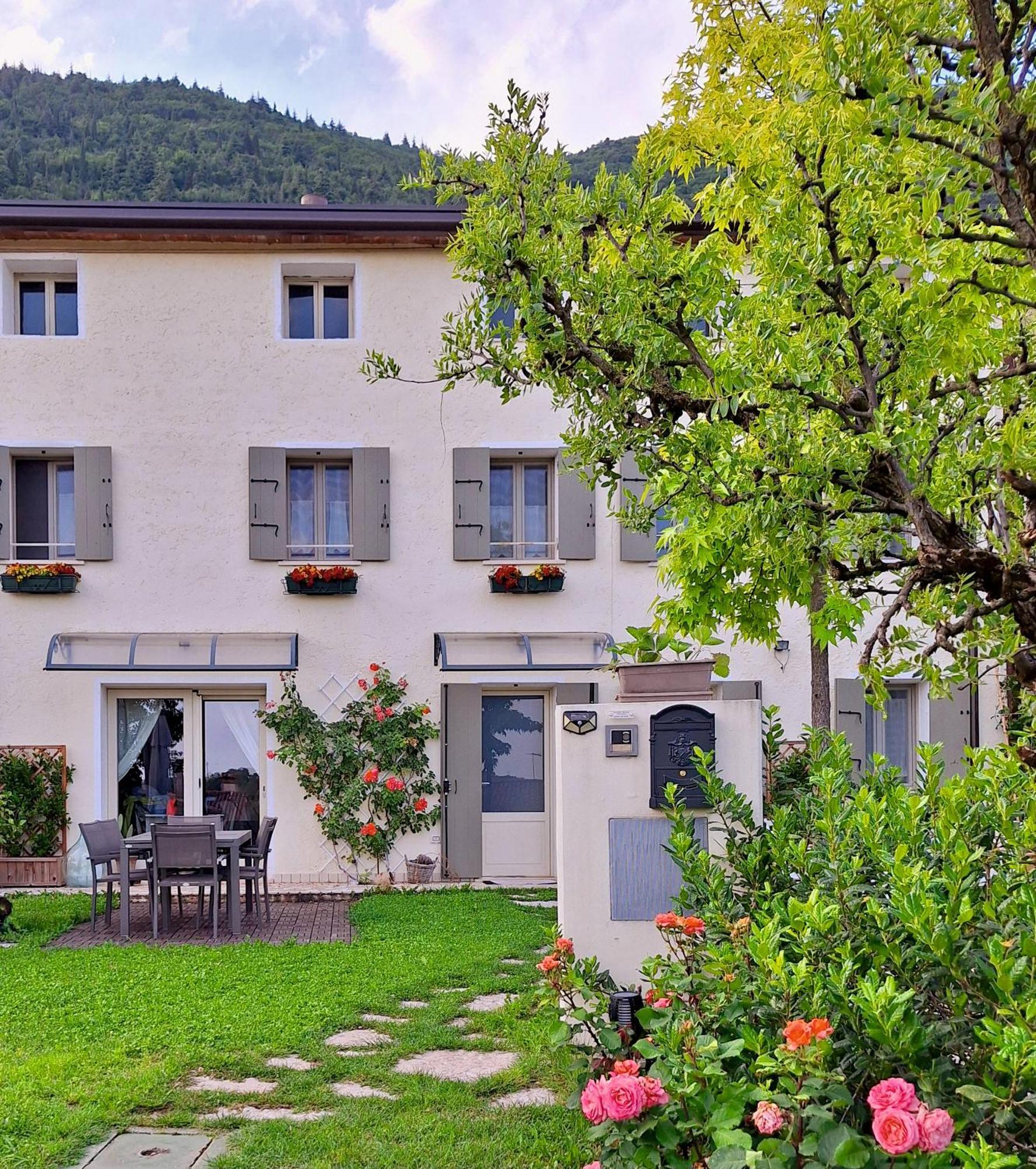 Ferienwohnung Casa Paola Borso del Grappa Exterior foto